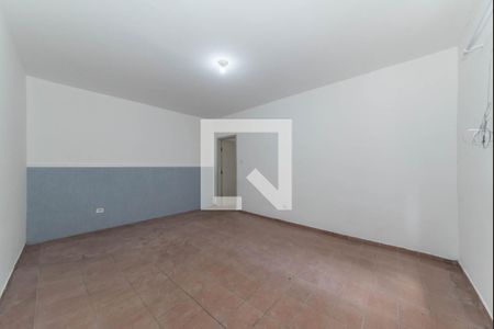 Quarto de casa para alugar com 1 quarto, 50m² em Vila Santo Estefano, São Paulo