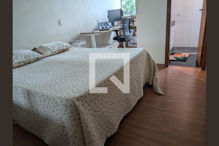 Quarto de apartamento à venda com 2 quartos, 90m² em Savassi, Belo Horizonte