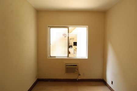 Quarto 1 de casa para alugar com 2 quartos, 100m² em Maringá, Alvorada