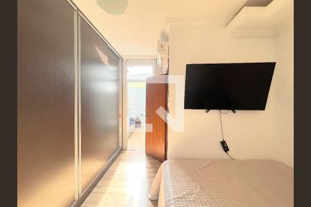 Quarto 2 de casa à venda com 2 quartos, 63m² em Rio Branco, Belo Horizonte