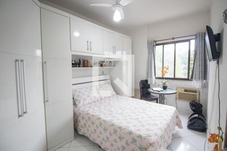 Quarto 1 de apartamento para alugar com 2 quartos, 54m² em Barro Vermelho, São Gonçalo