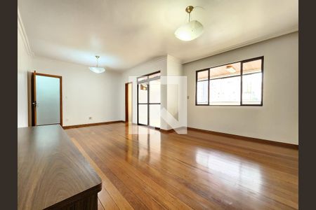 Sala de apartamento para alugar com 4 quartos, 138m² em Buritis, Belo Horizonte