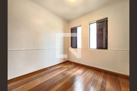 Quarto 2 de apartamento para alugar com 4 quartos, 138m² em Buritis, Belo Horizonte