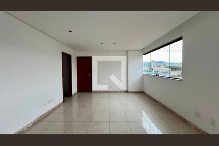 sala  de apartamento à venda com 3 quartos, 114m² em Floresta, Belo Horizonte