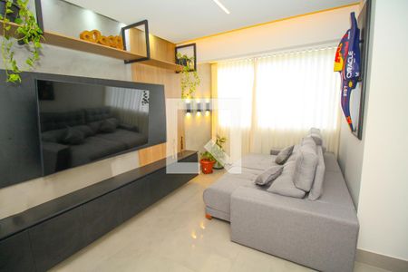 Sala de apartamento à venda com 3 quartos, 80m² em Estoril, Belo Horizonte