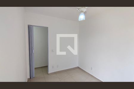 quarto 1 de apartamento para alugar com 2 quartos, 48m² em Jacarepaguá, Rio de Janeiro