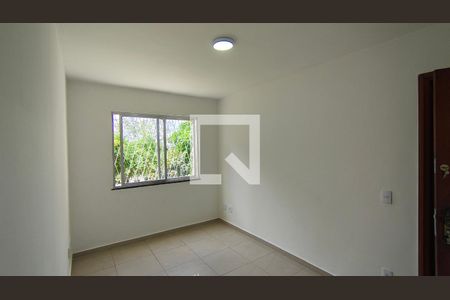 sala de apartamento para alugar com 2 quartos, 48m² em Jacarepaguá, Rio de Janeiro