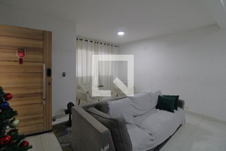 Sala de casa para alugar com 3 quartos, 180m² em Vila Gea, São Paulo