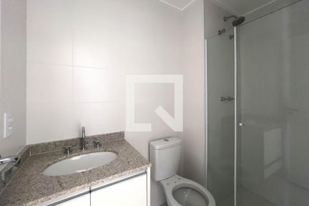 Banheiro de kitnet/studio para alugar com 1 quarto, 30m² em Ipiranga, São Paulo