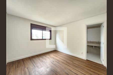 Quarto Suíte 1 de apartamento à venda com 4 quartos, 135m² em Gutierrez, Belo Horizonte