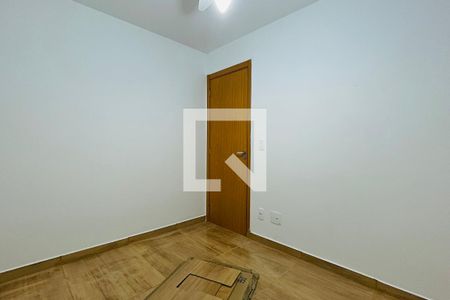 Quarto 2 de apartamento para alugar com 2 quartos, 42m² em Vila Rio de Janeiro, Guarulhos