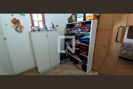 Closet Suíte de casa para alugar com 3 quartos, 250m² em Santa Maria, Osasco