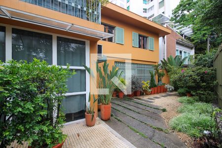 Entrada de casa à venda com 3 quartos, 196m² em Pinheiros, São Paulo