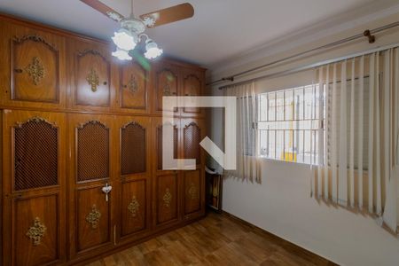 Quarto 1 de casa à venda com 3 quartos, 250m² em Vila Robertina, São Paulo