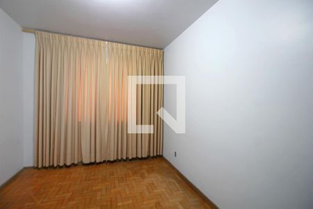 Quarto 1 de apartamento para alugar com 3 quartos, 127m² em Santa Efigênia, Belo Horizonte