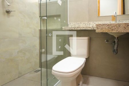 Banheiro de apartamento para alugar com 1 quarto, 26m² em Jardim Vila Formosa, São Paulo