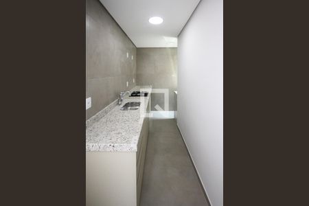 Cozinha de apartamento para alugar com 1 quarto, 28m² em Jardim Vila Formosa, São Paulo