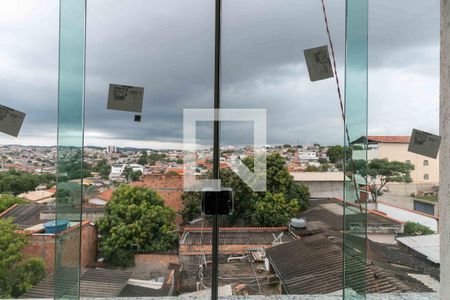 Vista Sala de apartamento à venda com 2 quartos, 52m² em Rio Branco, Belo Horizonte