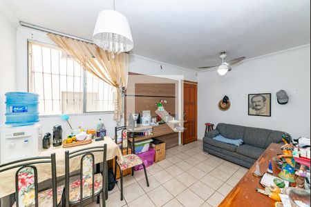 Sala de apartamento à venda com 2 quartos, 55m² em Padre Eustáquio, Belo Horizonte