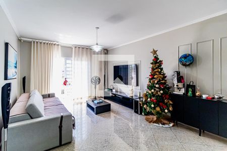 Sala de casa para alugar com 3 quartos, 135m² em Parque Ipe, São Paulo