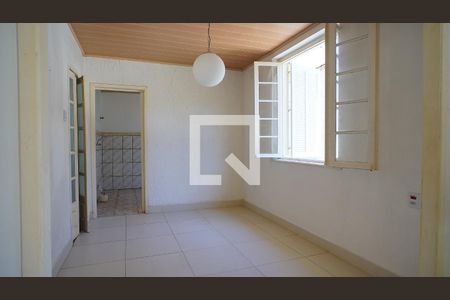 Sala de casa à venda com 3 quartos, 150m² em Petrópolis, Porto Alegre