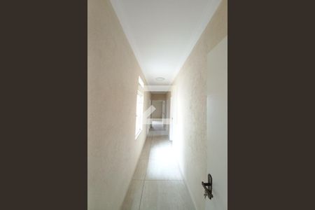 Corredor  de casa à venda com 3 quartos, 160m² em Jardim Campos Elíseos, Campinas