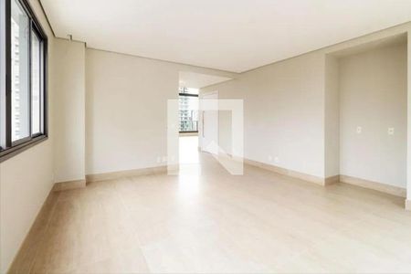 Apartamento à venda com 4 quartos, 380m² em Vila Nova Conceição, São Paulo