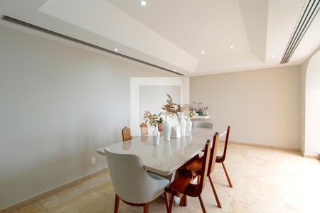 Sala de jantar de apartamento à venda com 4 quartos, 431m² em Barra da Tijuca, Rio de Janeiro