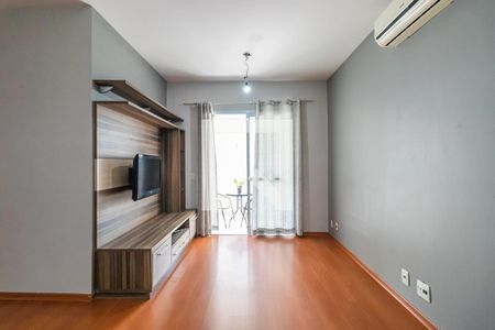 Sala de apartamento à venda com 3 quartos, 78m² em Vila Pouso Alegre, Barueri