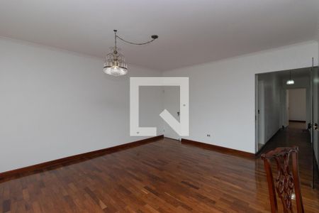 Sala de casa para alugar com 6 quartos, 315m² em Vila Paiva, São Paulo