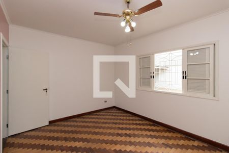 Quarto 1 de casa para alugar com 6 quartos, 315m² em Vila Paiva, São Paulo