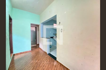 Sala de casa para alugar com 3 quartos, 80m² em Caixa D´água, Salvador