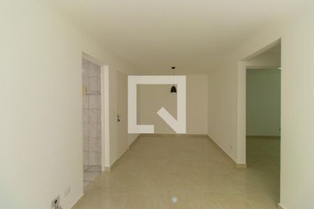 Sala de apartamento para alugar com 2 quartos, 53m² em Lajeado, Cotia