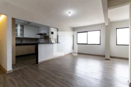 Sala de apartamento para alugar com 1 quarto, 70m² em Cambuci, São Paulo