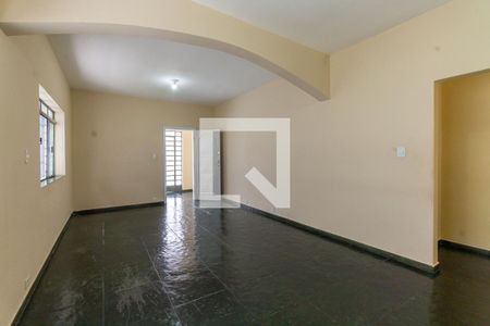 Sala de casa para alugar com 3 quartos, 230m² em Penha de França, São Paulo