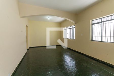 Sala de casa para alugar com 3 quartos, 230m² em Penha de França, São Paulo