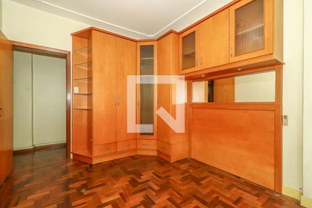 Quarto de apartamento para alugar com 2 quartos, 70m² em Floresta, Porto Alegre