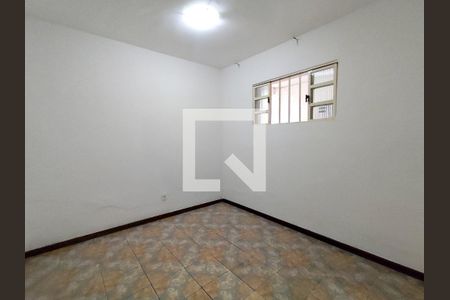 Casa para alugar com 2 quartos, 60m² em Sagrada Família, Belo Horizonte