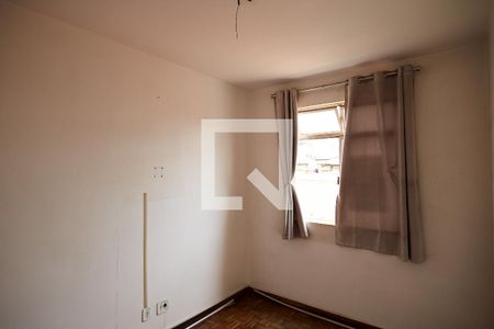 Quarto 2 de apartamento para alugar com 2 quartos, 62m² em Sagrada Família, Belo Horizonte