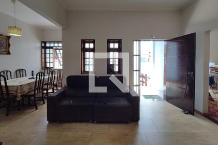 Sala de Estar de casa para alugar com 3 quartos, 250m² em Jardim Leonor, Campinas