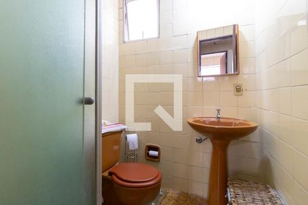 Banheiro de kitnet/studio para alugar com 1 quarto, 38m² em Centro, Campinas