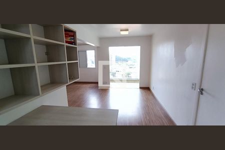 Sala/Cozinha de apartamento à venda com 2 quartos, 64m² em Jardim Caner, Taboão da Serra