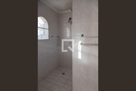 Casa à venda com 450m², 5 quartos e 5 vagas Casa à venda com 450m², 5 quartos e 5 vagasBanheiro