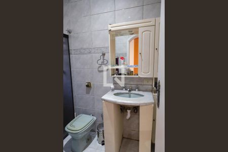 Casa à venda com 450m², 5 quartos e 5 vagas Casa à venda com 450m², 5 quartos e 5 vagasBanheiro 3