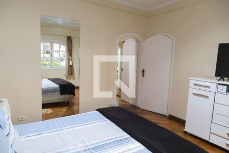 Casa à venda com 450m², 5 quartos e 5 vagas Casa à venda com 450m², 5 quartos e 5 vagasQuarto 5