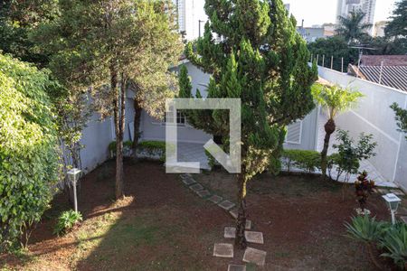 Casa à venda com 450m², 5 quartos e 5 vagas Casa à venda com 450m², 5 quartos e 5 vagasvista