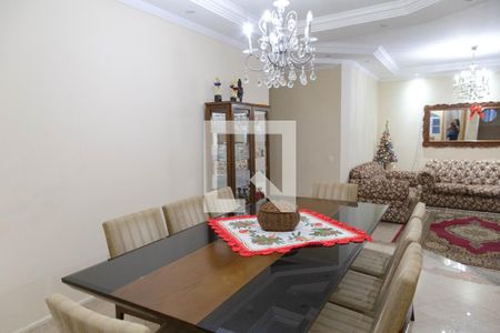 Casa à venda com 450m², 5 quartos e 5 vagas Casa à venda com 450m², 5 quartos e 5 vagasSala de Jantar