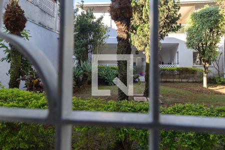 Casa à venda com 450m², 5 quartos e 5 vagas Casa à venda com 450m², 5 quartos e 5 vagasvista