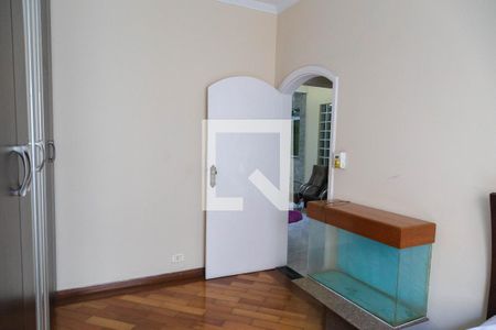 Casa à venda com 450m², 5 quartos e 5 vagas Casa à venda com 450m², 5 quartos e 5 vagasQuarto 3