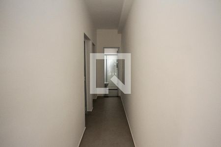 Corredor de apartamento para alugar com 2 quartos, 42m² em Jardim Independência (são Paulo), São Paulo